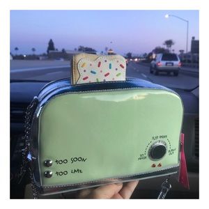 Betsey Johnson Toaster ‘Toast To You’ Crossbody
